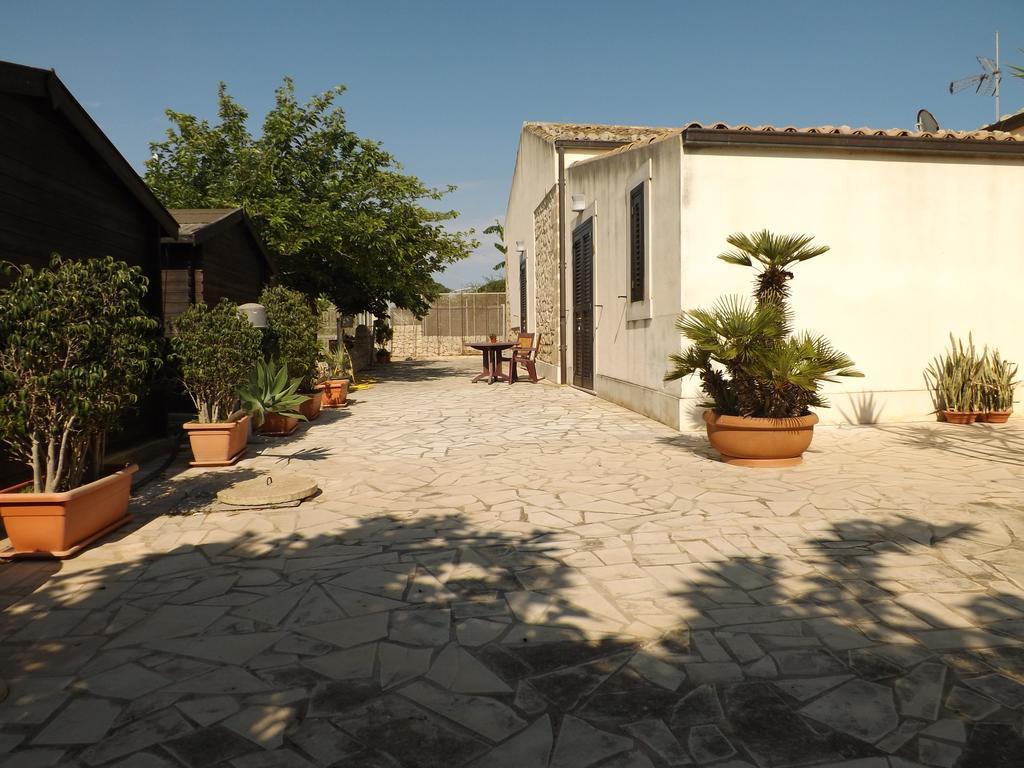 Lebaronie Villa Scicli Luaran gambar